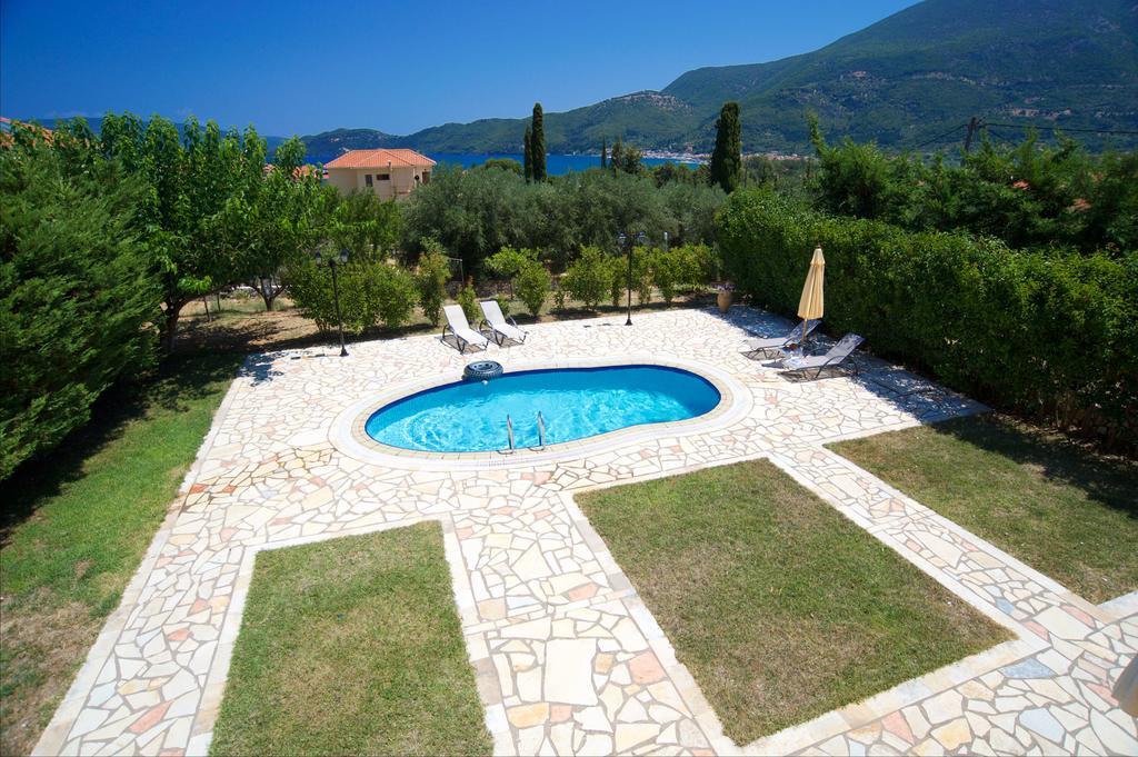 Iliachtides Villas คาราโวมิลอส ภายนอก รูปภาพ