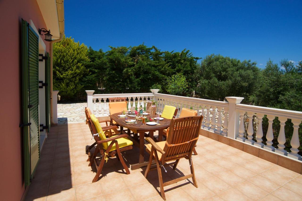 Iliachtides Villas คาราโวมิลอส ห้อง รูปภาพ